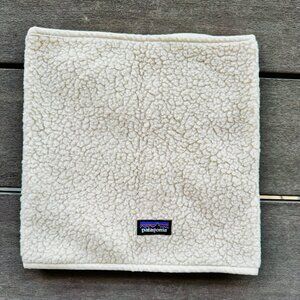 NWOT Patagonia 2025 Retro Pile Neck Gaiter Natural Fleece Ski Snowboard Snow